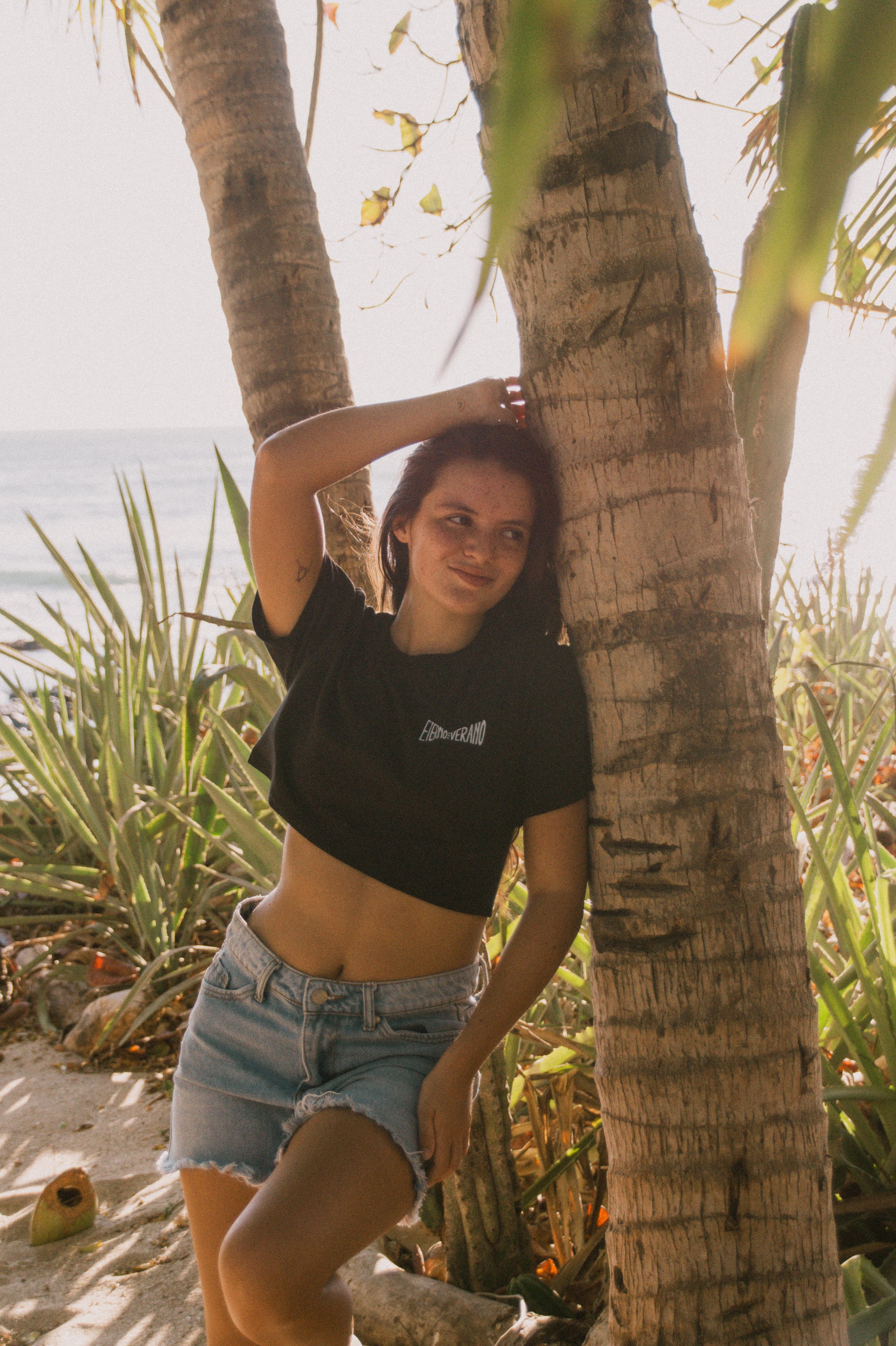 Eterno Verano OG Crop Top Black