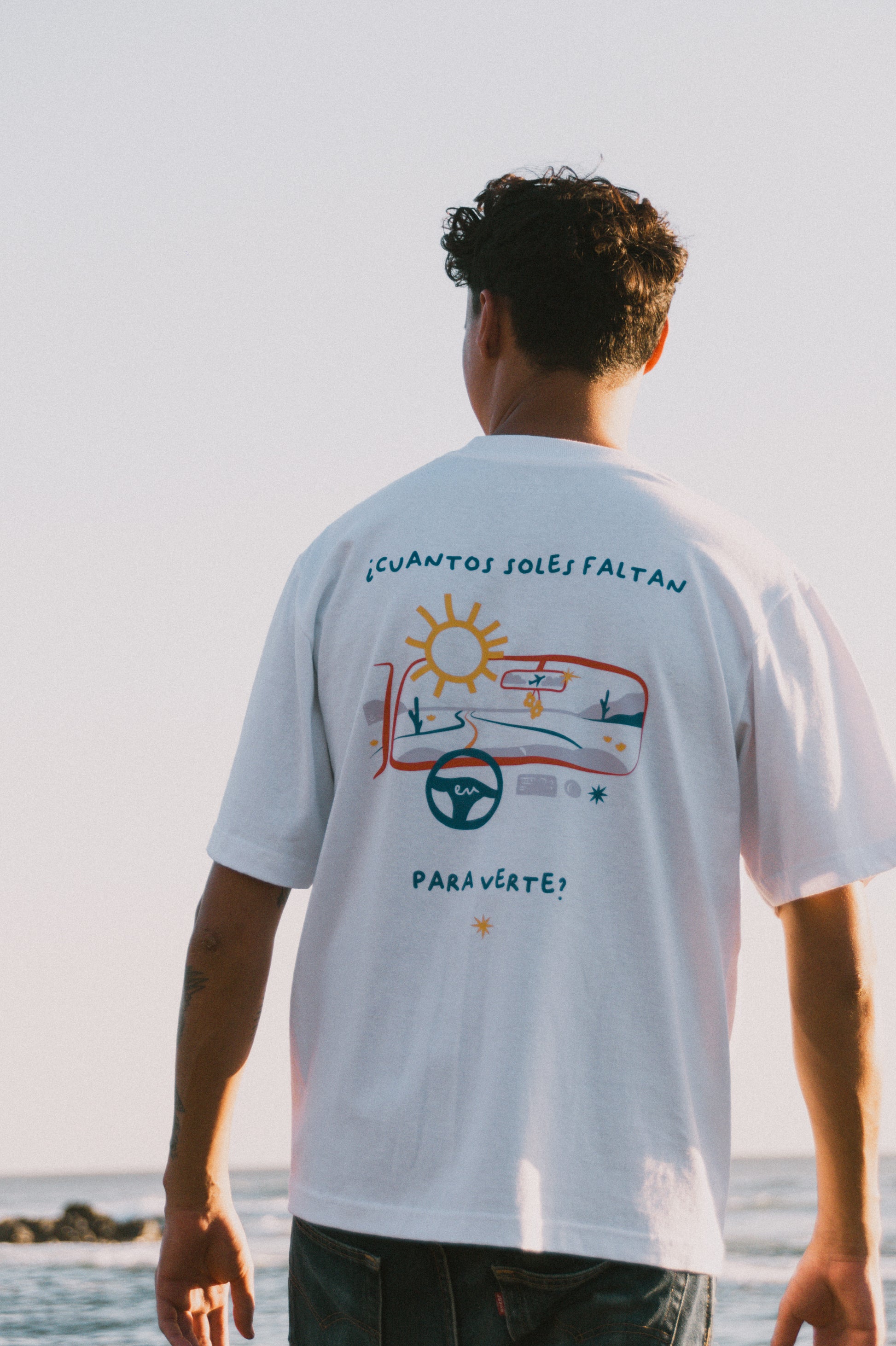 Cuantos Soles Boxy Tee White