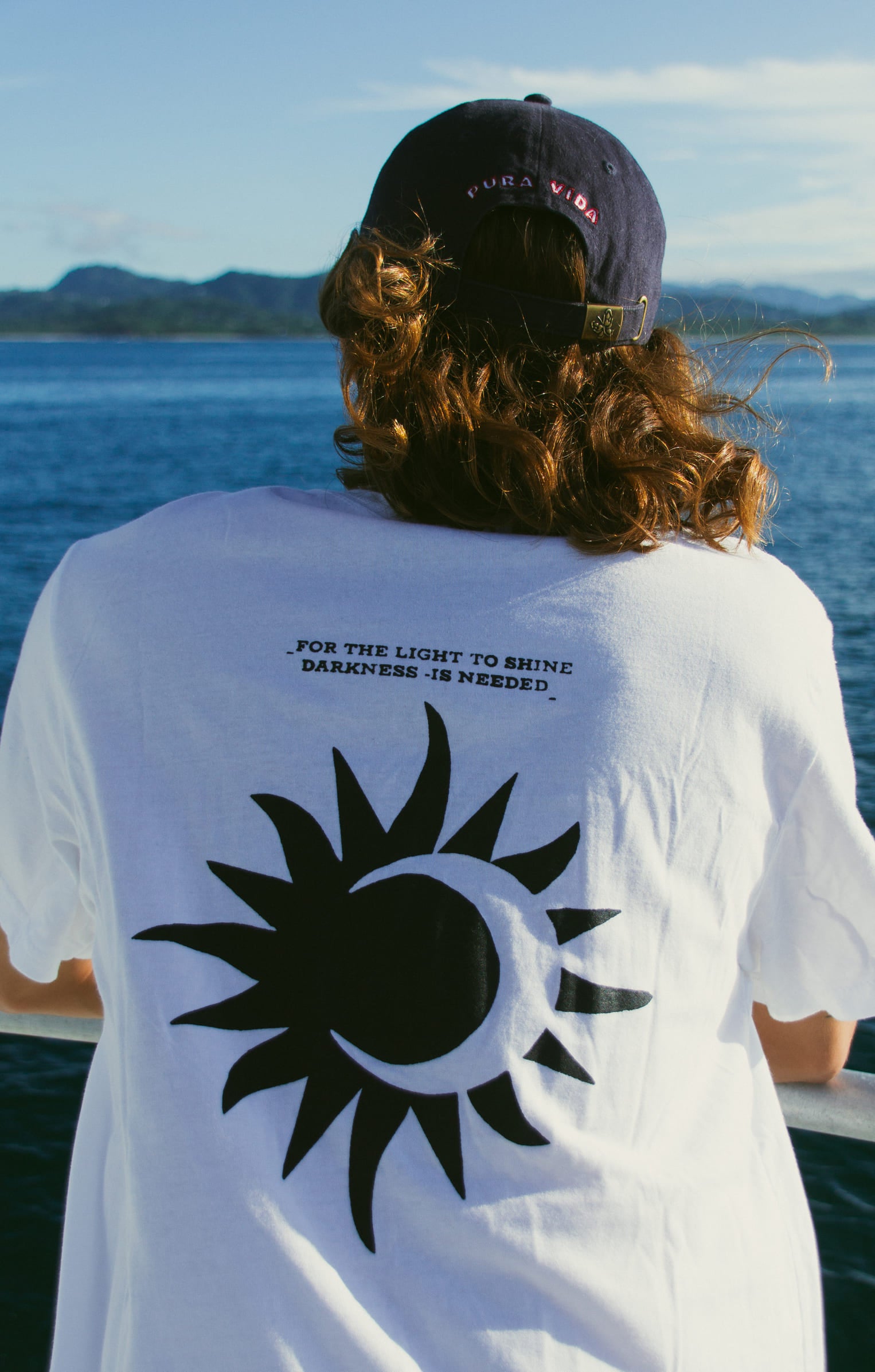 Sun & Moon Boxy White